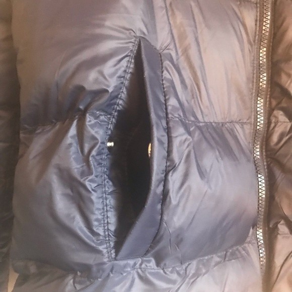 Old Navy Puffer Jacket Size M. NWT - Picture 7 of 13